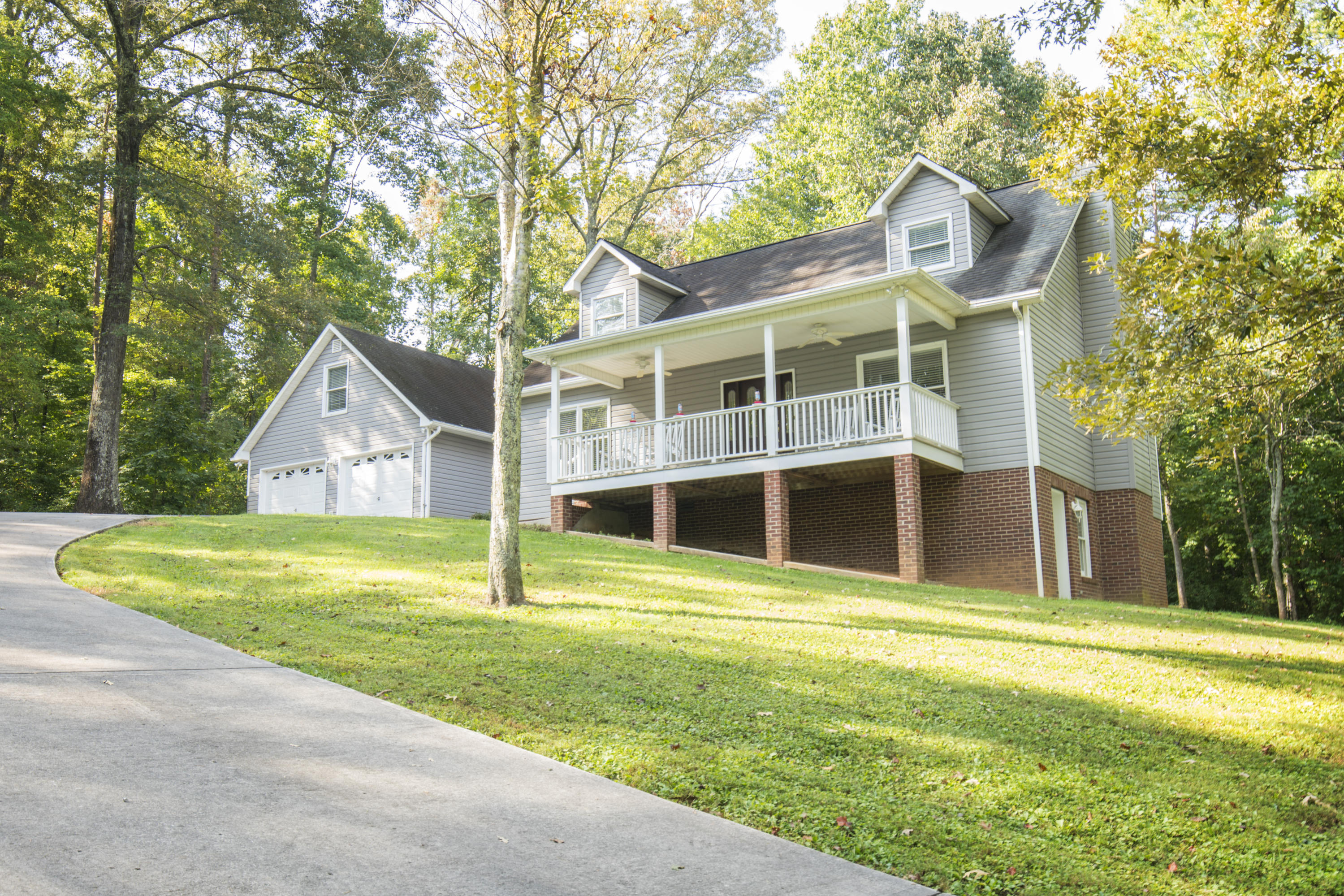228 Heiskell Road Heiskell, TN 37754 - Photo 5 of 29 DSC06879