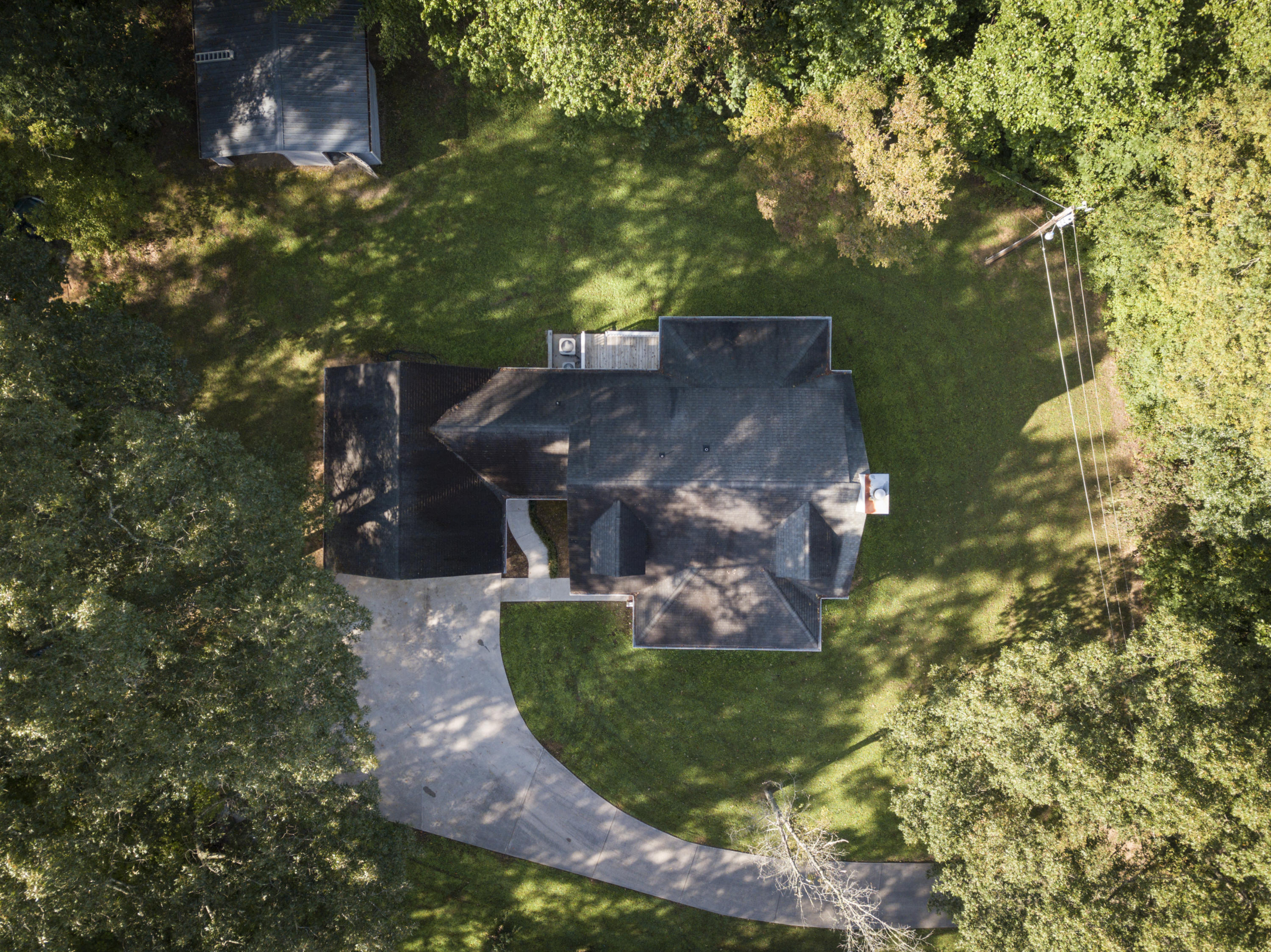 228 Heiskell Road Heiskell, TN 37754 - Photo 7 of 29 DJI_0370