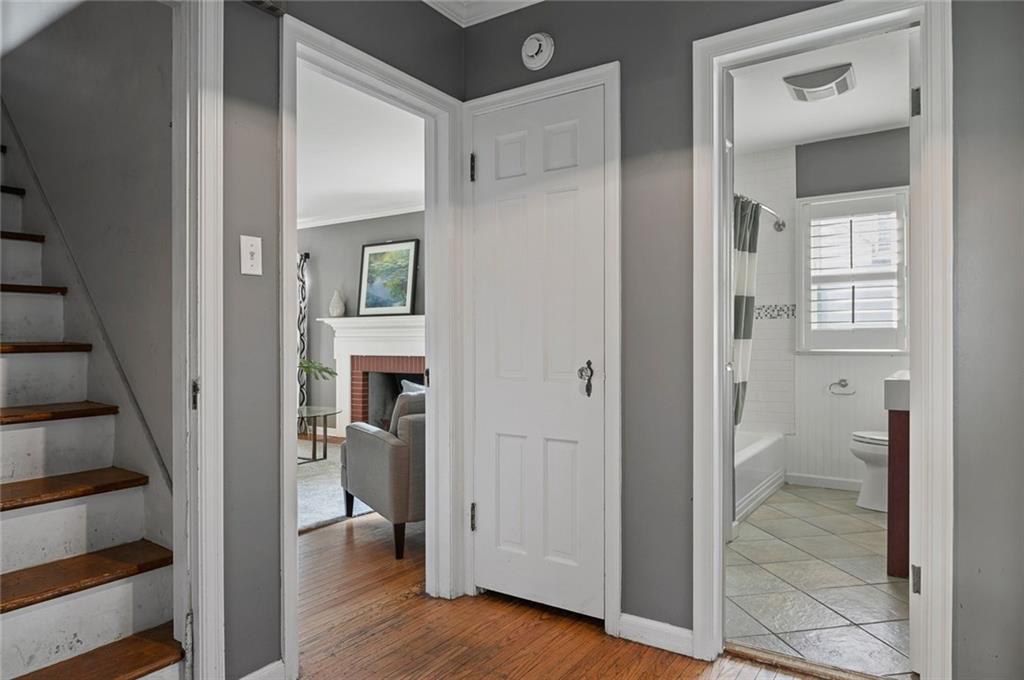 5740 Rolling Ridge Road Indianapolis, IN 46220 - Photo 8 of 25 Gallery Image 8