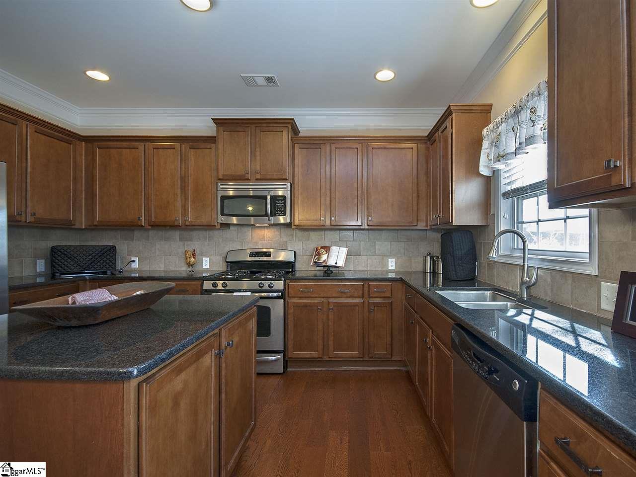 26 Rivanna Lane Greenville, SC 29607 - Photo 16 of 36 Gallery Image 16