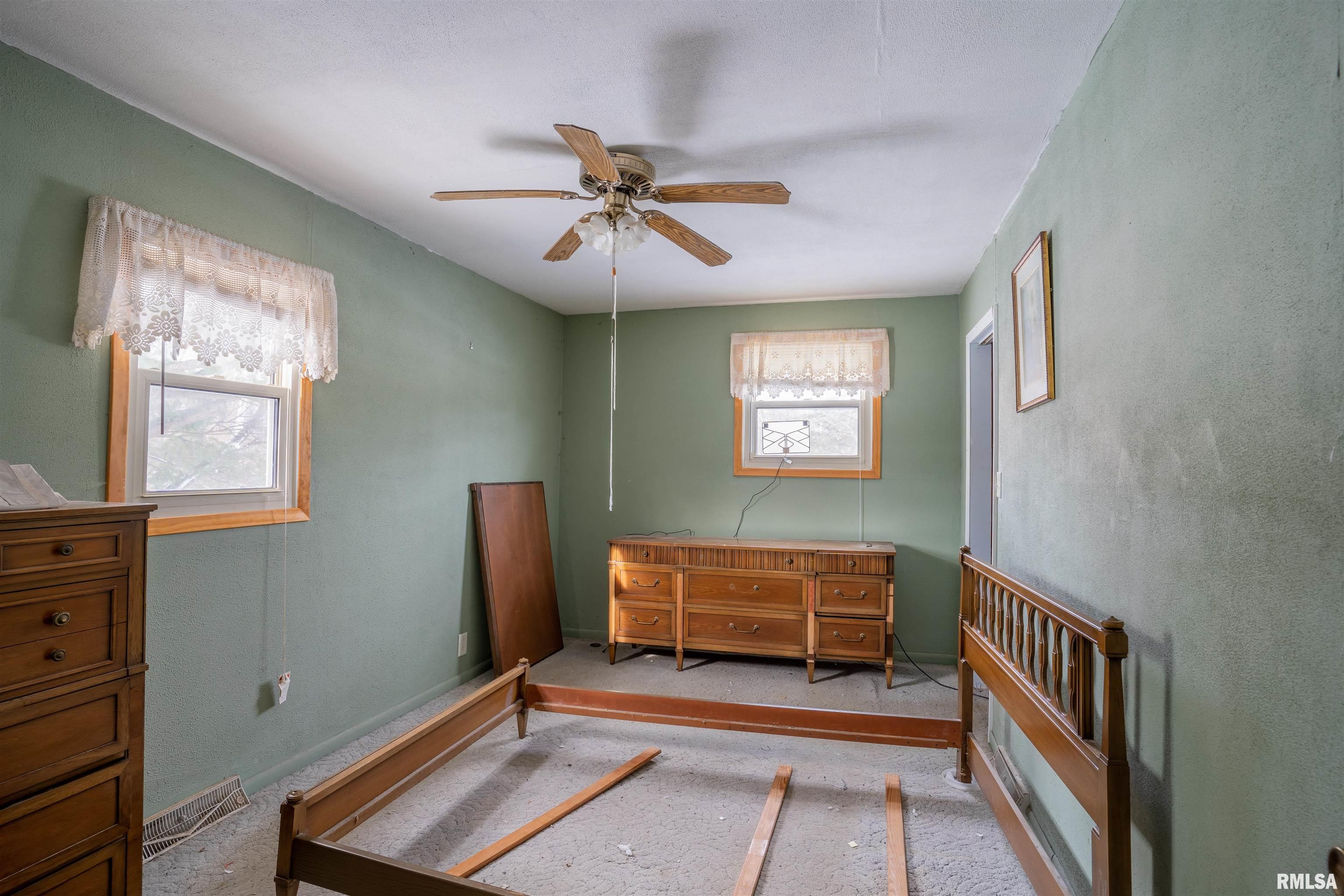 105 East Arch Street Rutland, IL 61358 - Photo 12 of 23