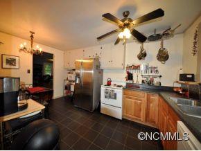 208 Brooks Cove Road Candler, NC 28715 - Photo 5 of 24 Gallery Image 5