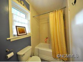 208 Brooks Cove Road Candler, NC 28715 - Photo 10 of 24 Gallery Image 10