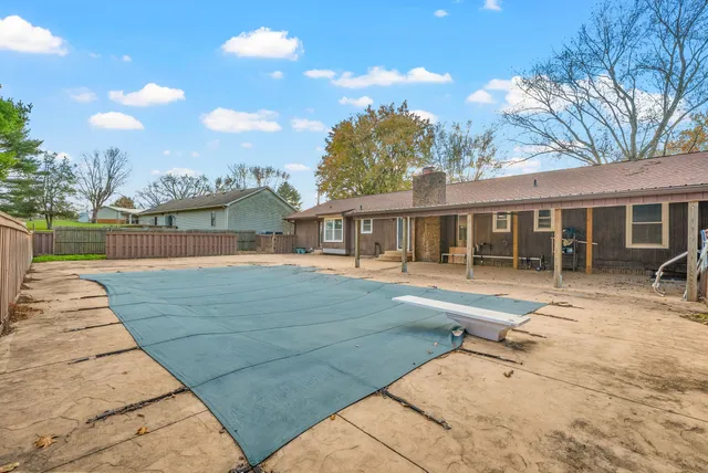 a front view of house with yard