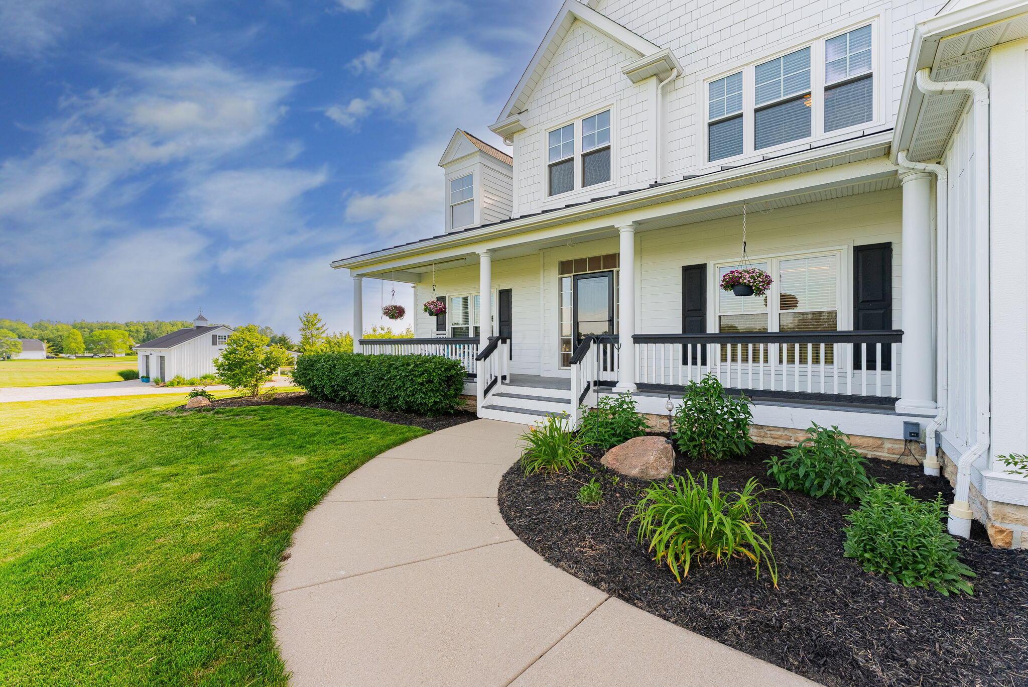 3173 Barnes Road Centerburg, OH 43011 - Photo 8 of 92