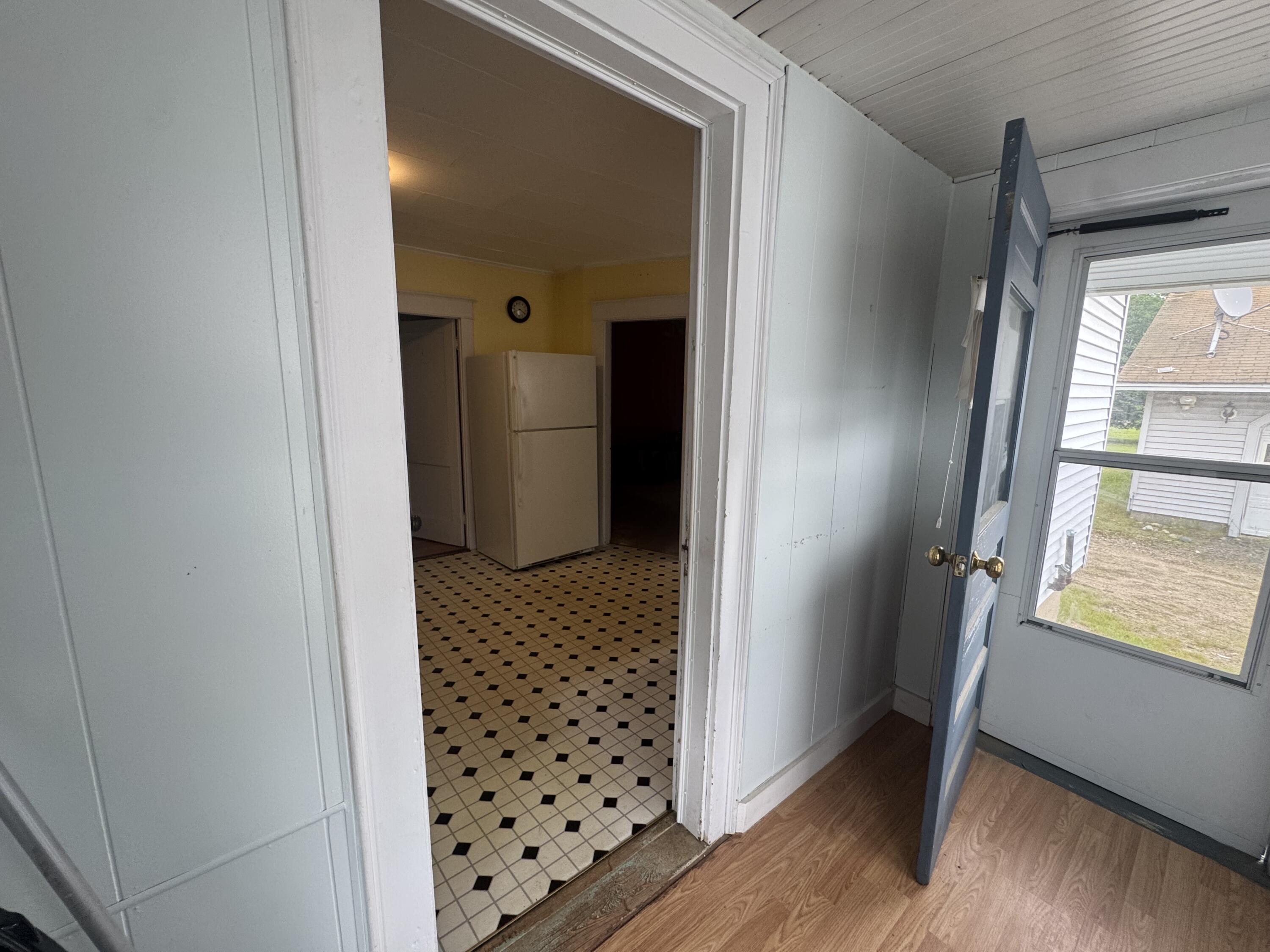 409 Alfred Road Sanford, ME 04073 - Photo 4 of 12 IMG_9787