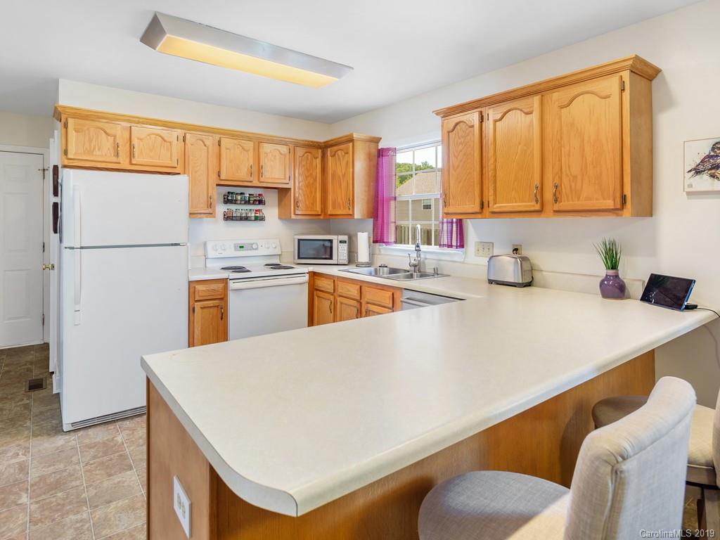 59 Round Top Road Asheville, NC 28803 - Photo 11 of 26 Gallery Image 11