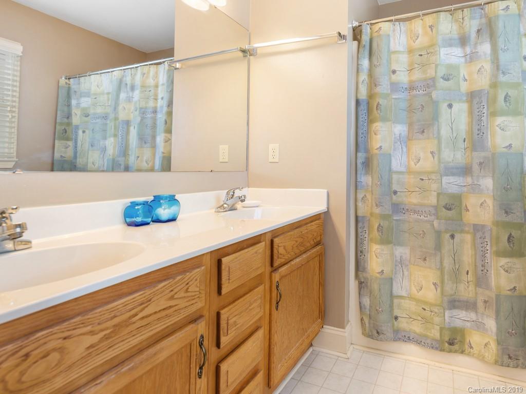 59 Round Top Road Asheville, NC 28803 - Photo 19 of 26 Gallery Image 19