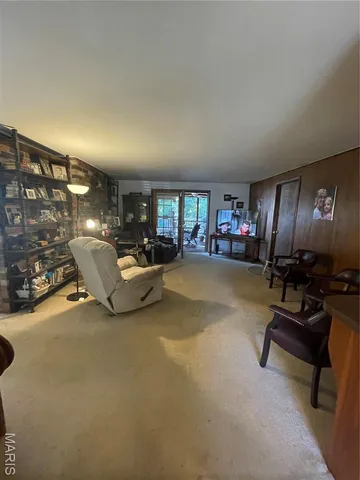 $220,000 | 800 South Henderson Street, Salem, MO 65560