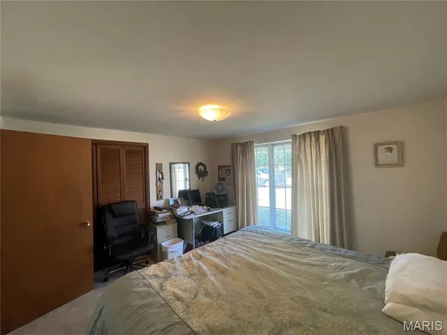 $220,000 | 800 South Henderson Street, Salem, MO 65560