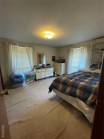 $220,000 | 800 South Henderson Street, Salem, MO 65560