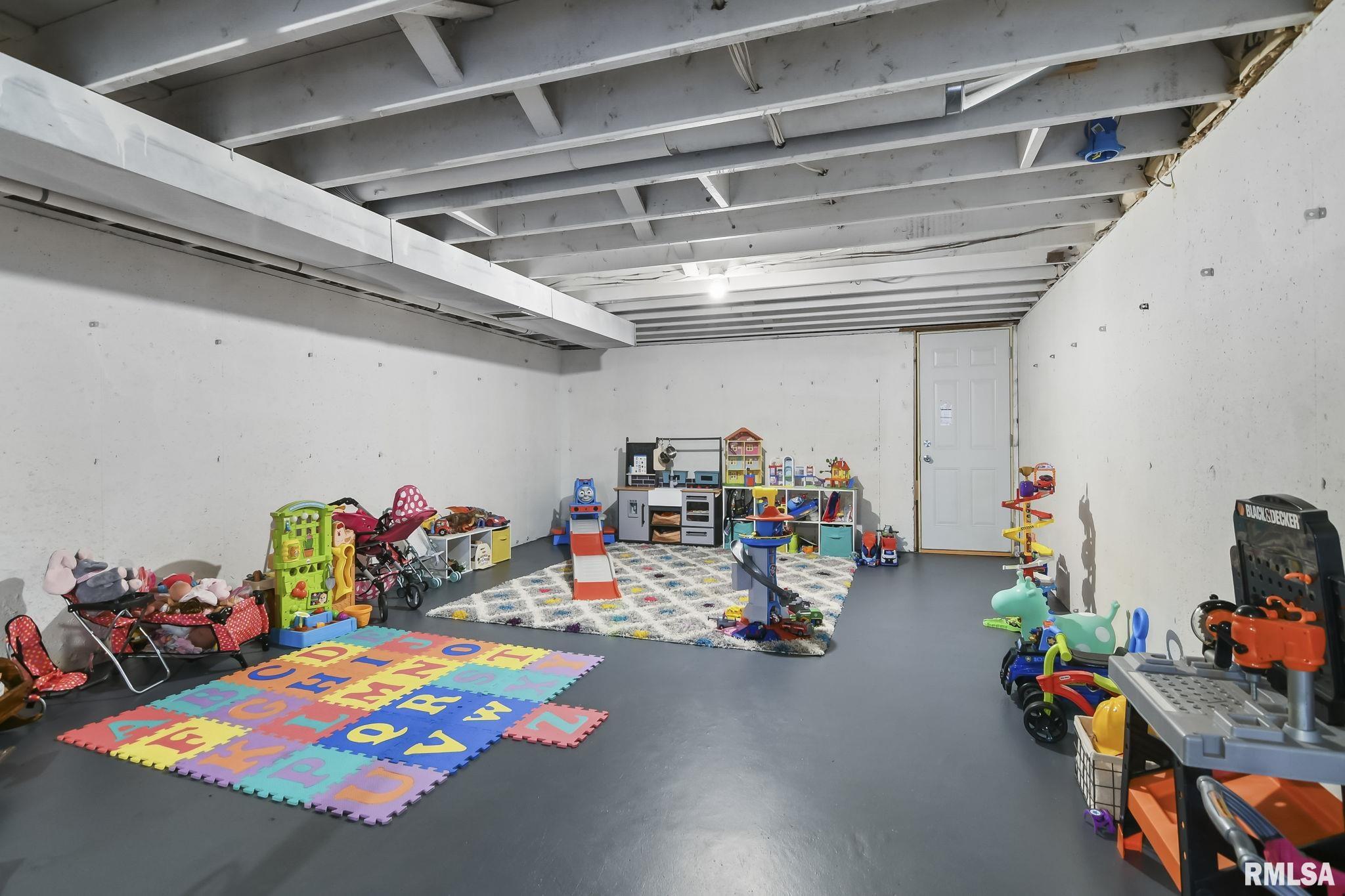 90 Pinehurst Drive Springfield, IL 62704 - Photo 36 of 40