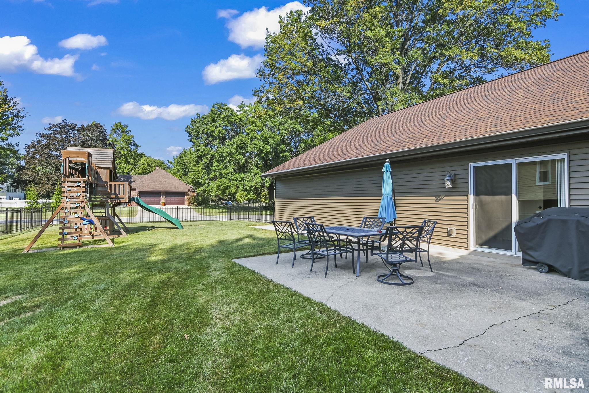 90 Pinehurst Drive Springfield, IL 62704 - Photo 39 of 40