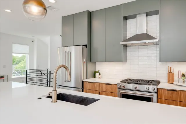 $899,000 | 1208 Luna Street, Unit 1, Austin, TX 78721