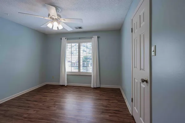 $659,900 | 947 Rolling Oaks Lane, Collierville, TN 38017