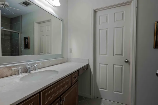 $659,900 | 947 Rolling Oaks Lane, Collierville, TN 38017