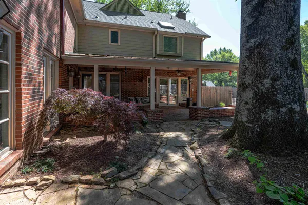 $659,900 | 947 Rolling Oaks Lane, Collierville, TN 38017