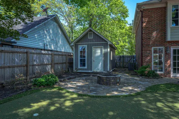 $659,900 | 947 Rolling Oaks Lane, Collierville, TN 38017