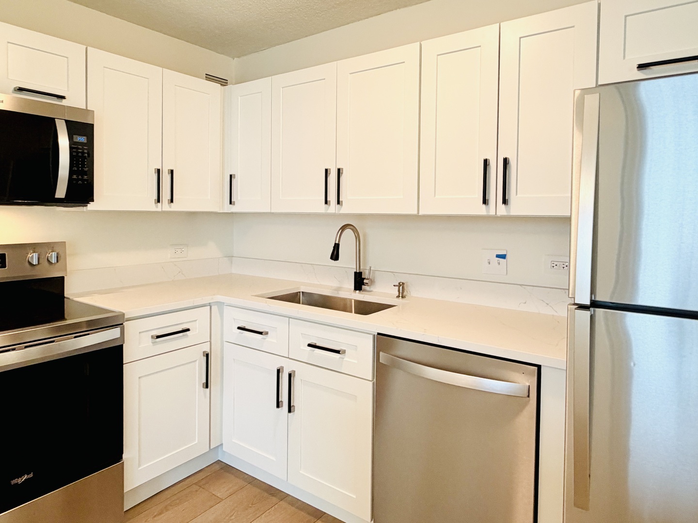 480 North McClurg Court, Unit 520 Chicago, IL 60611 - Photo 11 of 31