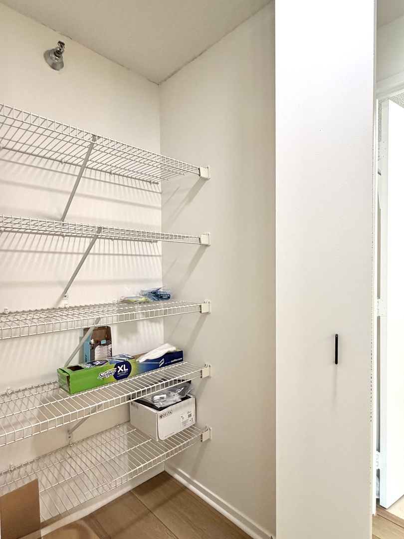 480 North McClurg Court, Unit 520 Chicago, IL 60611 - Photo 23 of 31