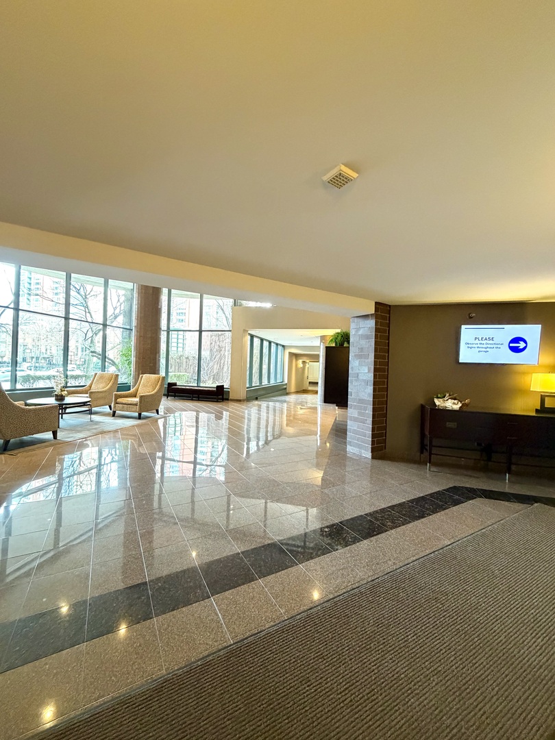 480 North McClurg Court, Unit 520 Chicago, IL 60611 - Photo 27 of 31