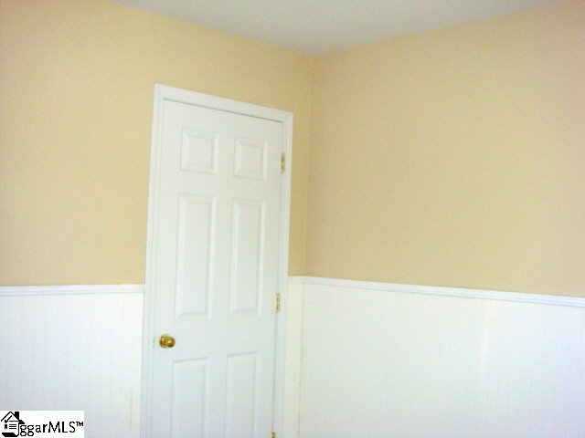 106 Hawkesbury Road Simpsonville, SC 29681 - Photo 7 of 9 Gallery Image 7