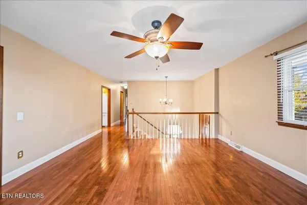 $399,900 | 301 Wheeler Lane, La Follette, TN 37766