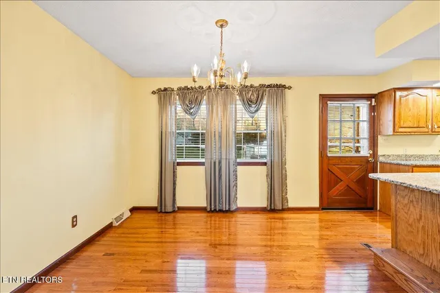 $399,900 | 301 Wheeler Lane, La Follette, TN 37766