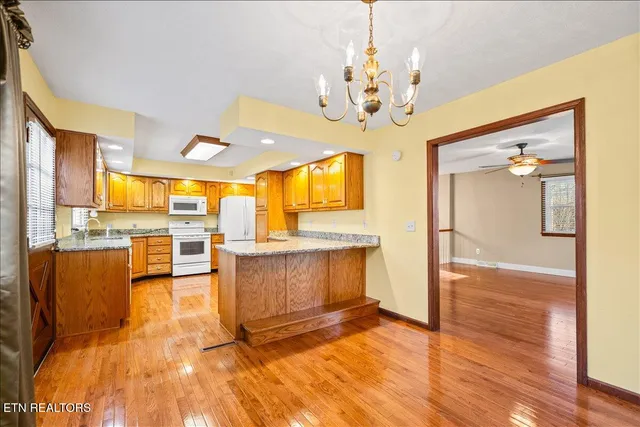 $399,900 | 301 Wheeler Lane, La Follette, TN 37766