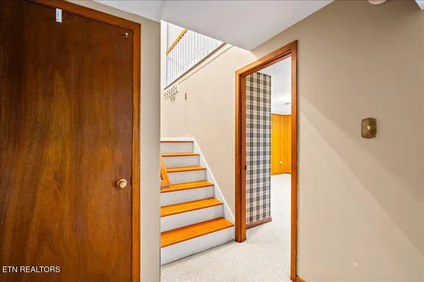 $399,900 | 301 Wheeler Lane, La Follette, TN 37766