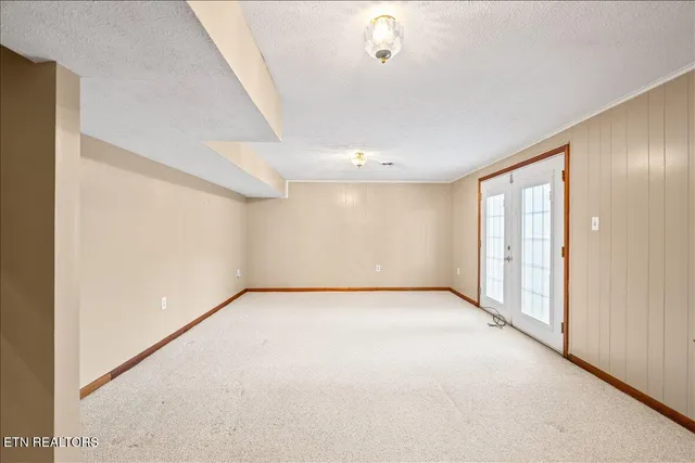 $399,900 | 301 Wheeler Lane, La Follette, TN 37766