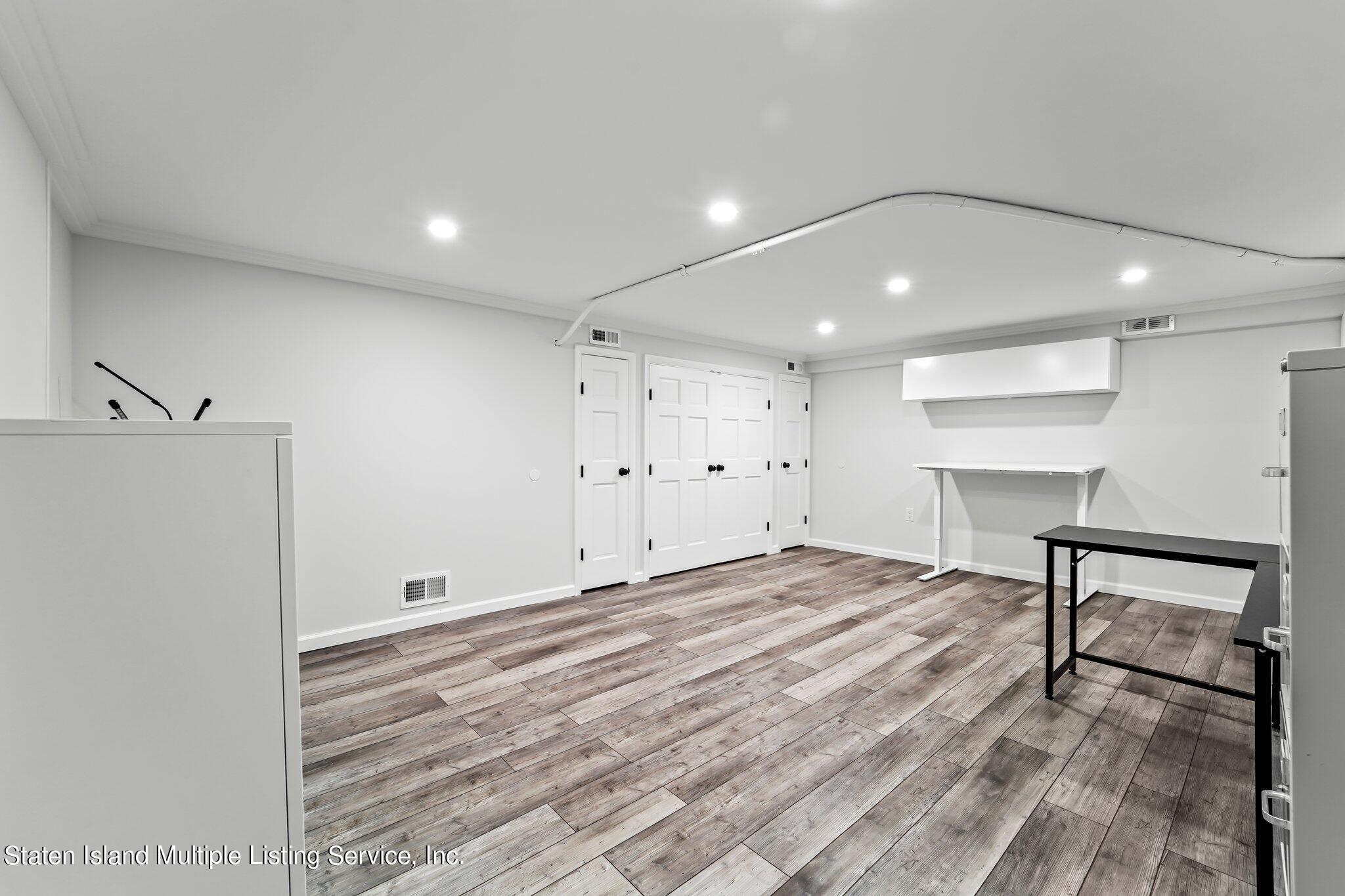 312 Edinboro Road Staten Island, NY 10306 - Photo 26 of 32 DSC08931