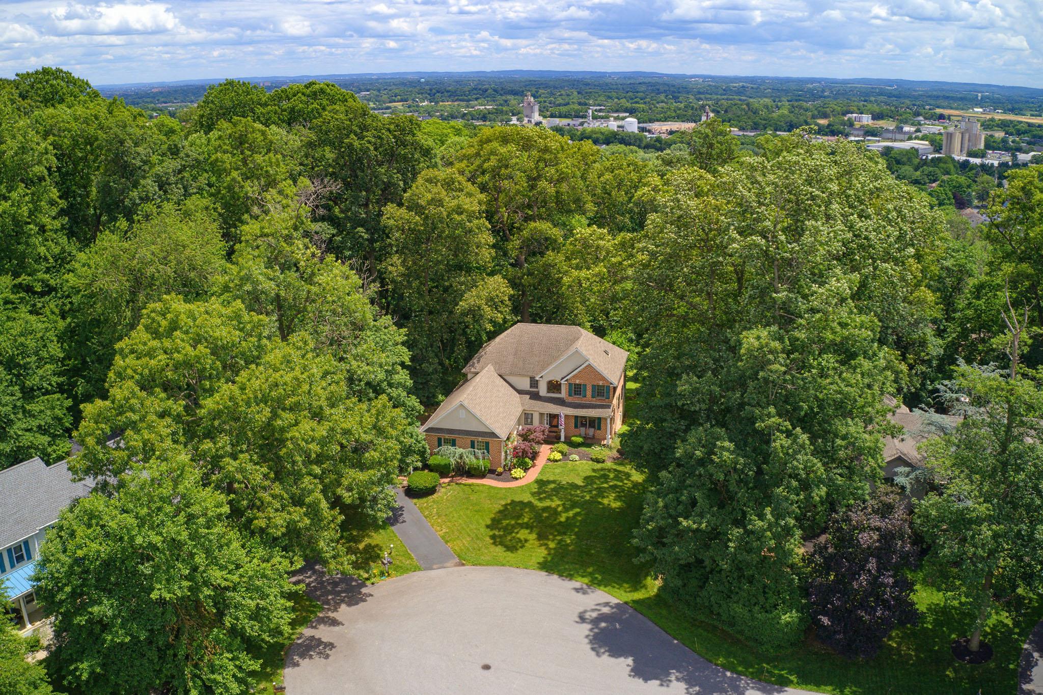 3276 Verdant Grove Lancaster, PA 17601 - Photo 5 of 50 Tucked away on a cul-de-sac