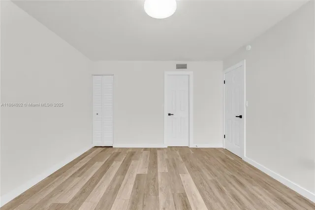 a view of empty room