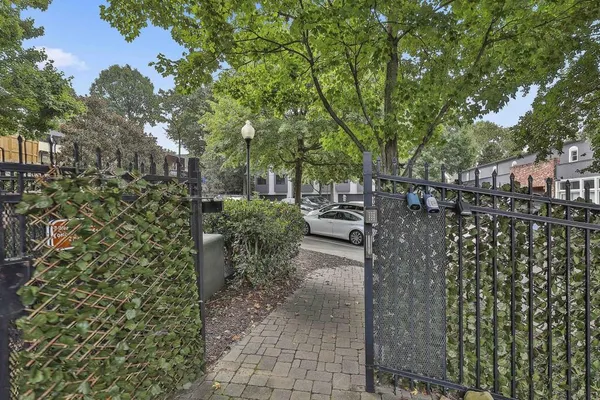 $3,750 | 675 Greenwood Avenue Northeast, Unit 122, Atlanta, GA 30306
