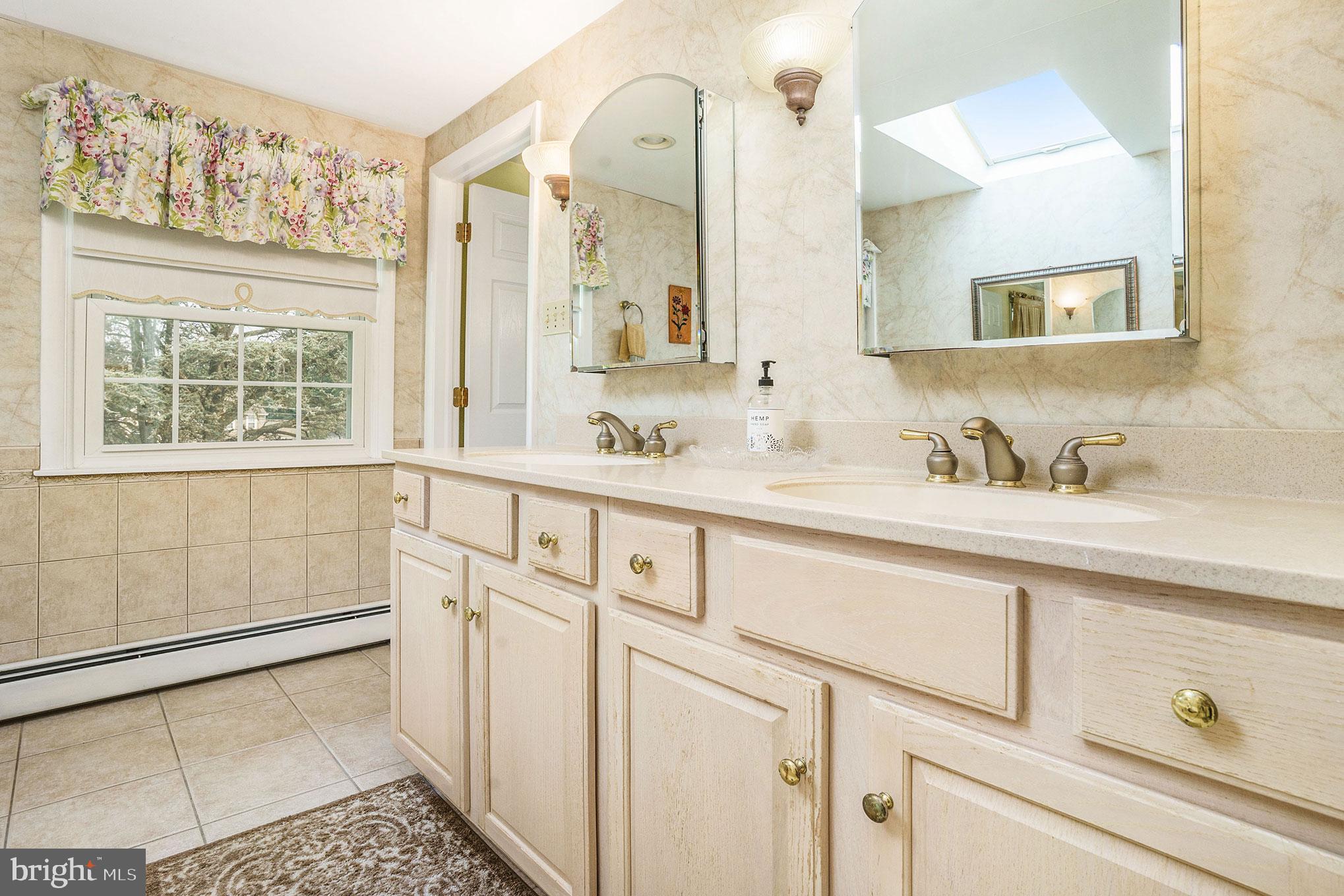 1116 Waterloo Road Berwyn, PA 19312 - Photo 22 of 45