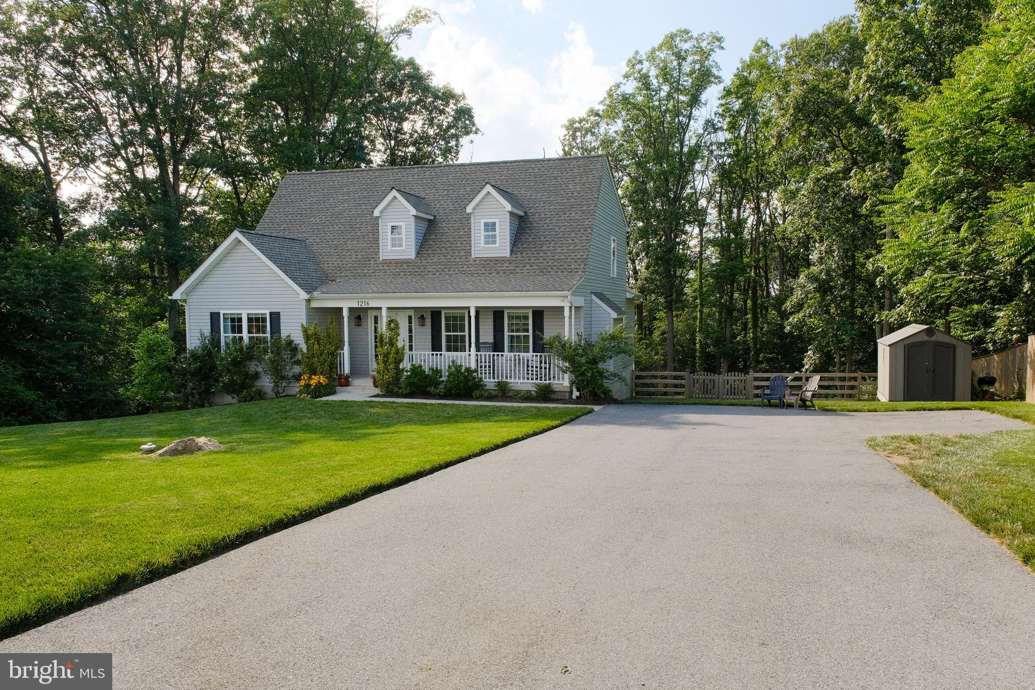 1216 Western Chapel Road New Windsor, MD 21776 - Photo 4 of 84 Well-maintained with an expansive front yard
