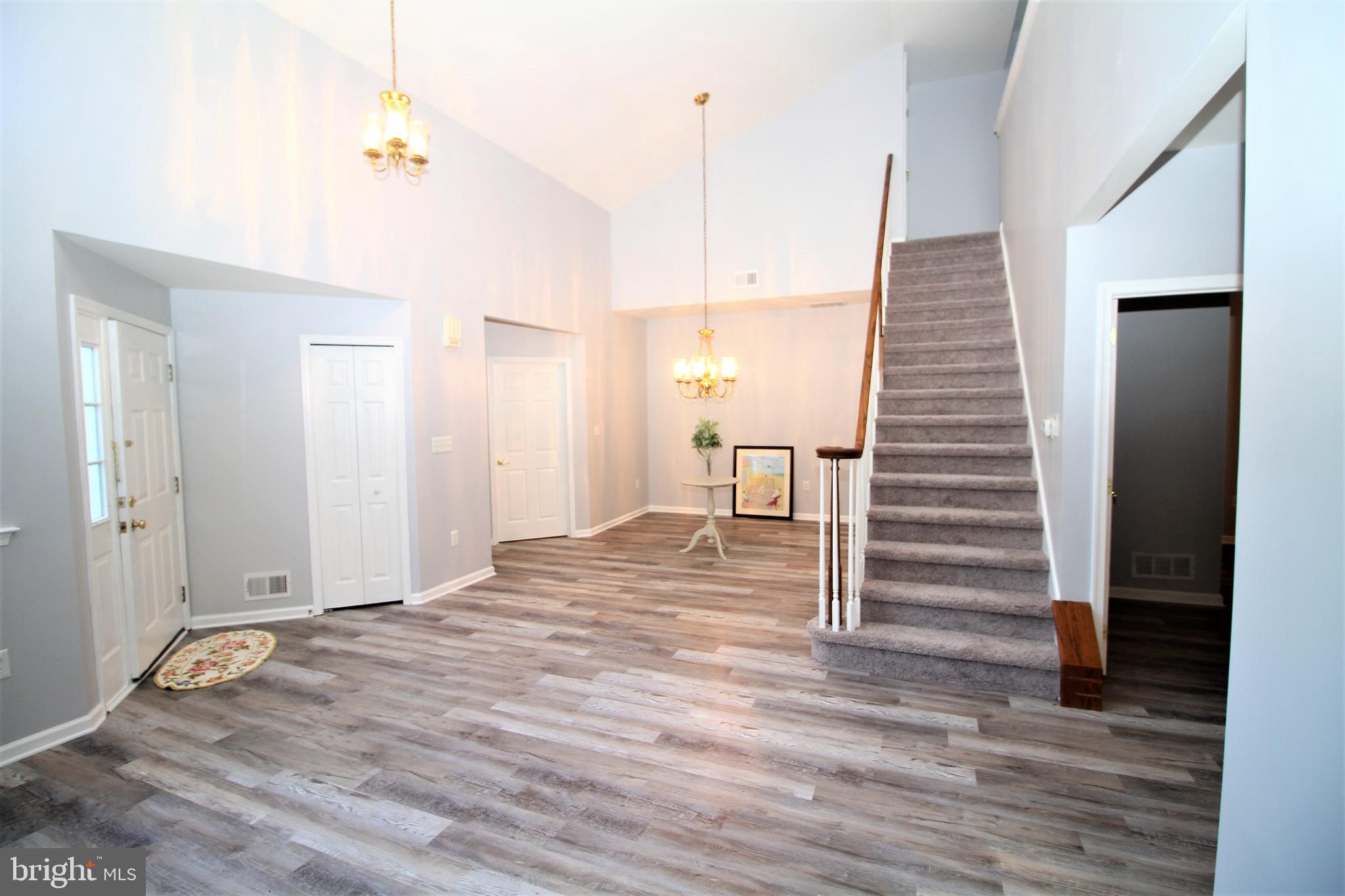 22 Fallview Court Hamilton, NJ 08690 - Photo 8 of 26 Gallery Image 8