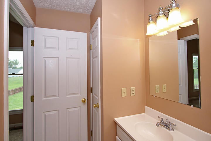315 West Bailey Road Lewisburg, WV 24901 - Photo 11 of 26 Gallery Image 11