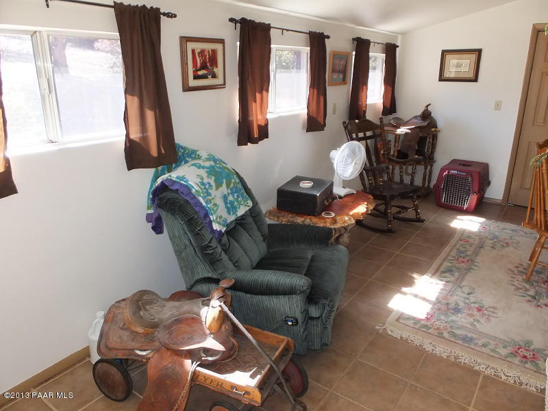 10233 Black Angus Road Dewey, AZ 86327 - Photo 18 of 32 Hobby Room with Tile Floor