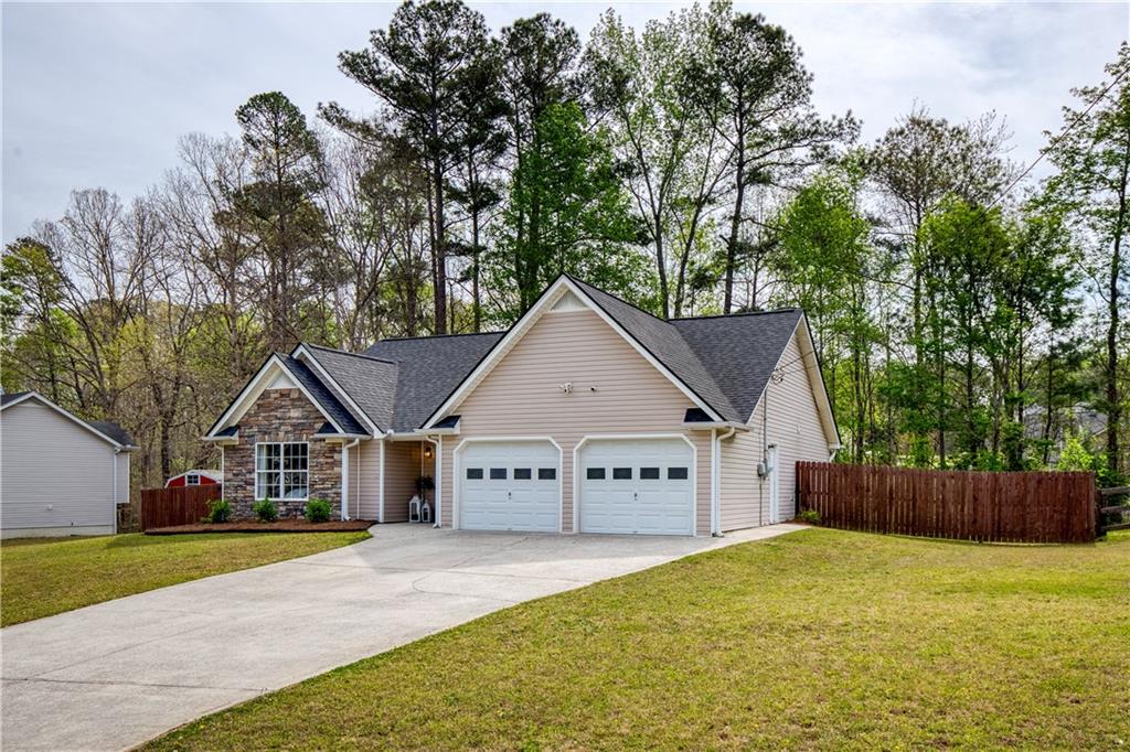 104 Spring Brook Lane Dallas, GA 30132 - Photo 2 of 18