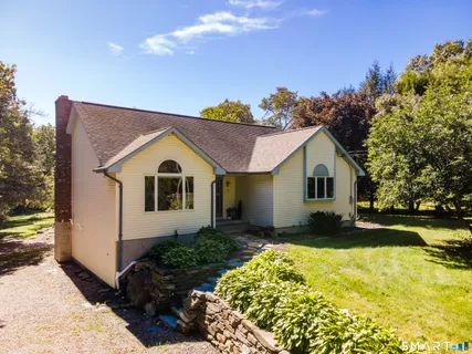 $465,000 | 29 Lehtinen Road, Thompson, CT 06277