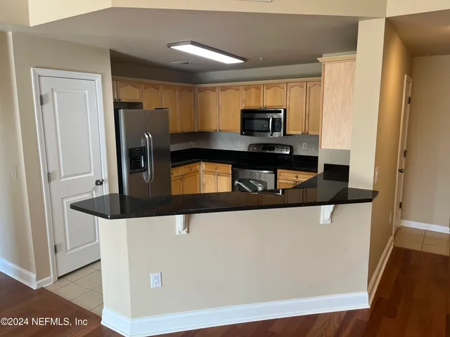 $1,850 | 400 East Bay Street, Unit 402, Jacksonville, FL 32202