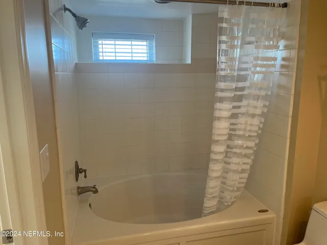 $1,850 | 400 East Bay Street, Unit 402, Jacksonville, FL 32202