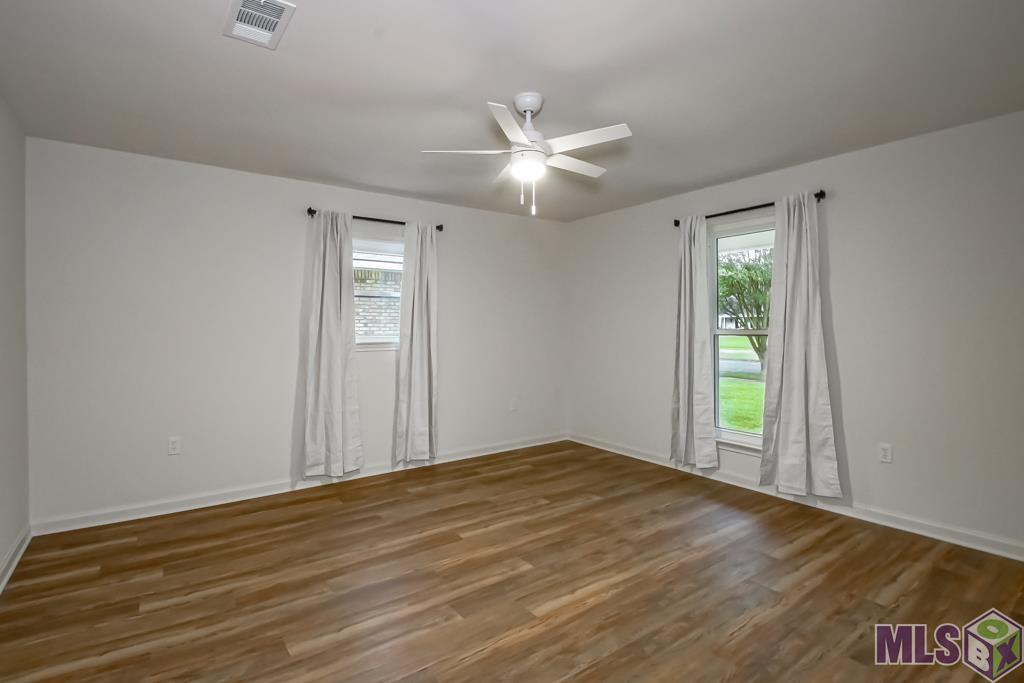 5936 Hickory Ridge Boulevard Baton Rouge, LA 70817 - Photo 12 of 18 Gallery Image 12
