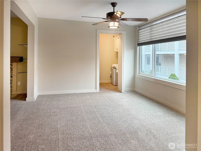 $350,000 | 22215 6th Avenue South, Unit 106, Des Moines, WA 98198