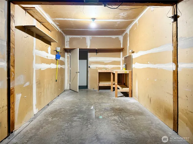 $350,000 | 22215 6th Avenue South, Unit 106, Des Moines, WA 98198