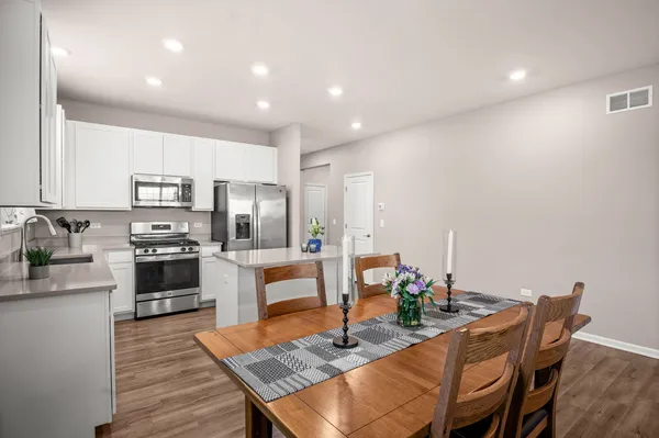 $424,900 | 9111 Marks Court, Huntley, IL 60142