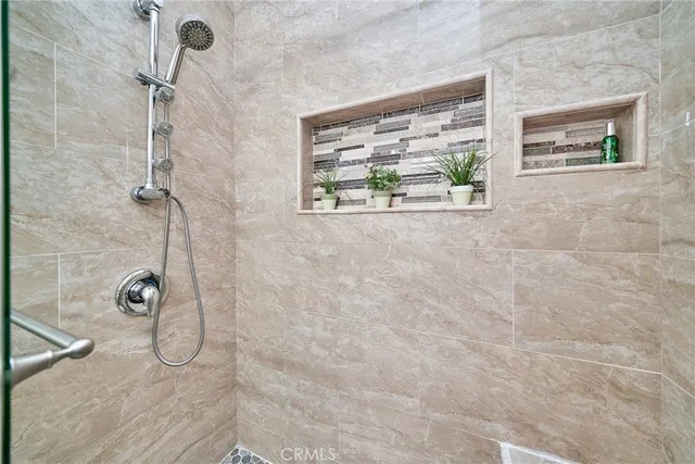 $899,000 | 2690 Oregon Avenue, Long Beach, CA 90806