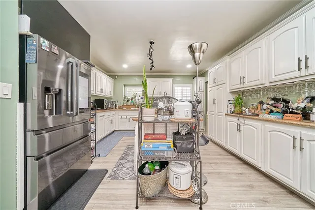 $899,000 | 2690 Oregon Avenue, Long Beach, CA 90806